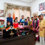 सीएम धामी ने सपरिवार मनाया लोकपर्व फूलदेई, प्रदेशवासियों को दी शुभकामनाएं। Uttarakhand 24×7 Live news