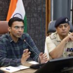 प्रधानमंत्री के संभावित दौरे से पहले डीएम की सख्ती, तैयारियों की समीक्षा और निर्देश जारी। Uttarakhand 24×7 Live news