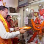 हनुमान मंदिर में सीएम धामी की पूजा, प्रदेश की खुशहाली और विकास की कामना। Uttarakhand 24×7 Live news
