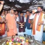 टपकेश्वर महादेव मंदिर में नितिन नवीन ने की पूजा-अर्चना, देश-प्रदेश की खुशहाली की कामना। Uttarakhand 24×7 Live news