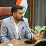 देहरादून में मतदाता सूची पुनरीक्षण अभियान की समीक्षा, डीएम ने राजनीतिक दलों से मांगा सहयोग। Uttarakhand 24×7 Live news