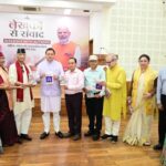 साहित्यकारों से संवाद: मुख्यमंत्री ने खरीदीं 50 पुस्तकें, रुद्रप्रयाग के पुस्तकालय को करेंगे भेंट। Uttarakhand 24×7 Live news
