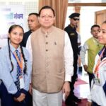 अपनी जरूरत से पहले दूसरों की चिंता, लवप्रीत को सीएम धामी ने दिया टैब। Uttarakhand 24×7 Live news