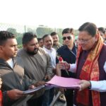 खटीमा में सीएम धामी ने सुनीं जनसमस्याएं, अधिकारियों को त्वरित और पारदर्शी निस्तारण के निर्देश। Uttarakhand 24×7 Live news